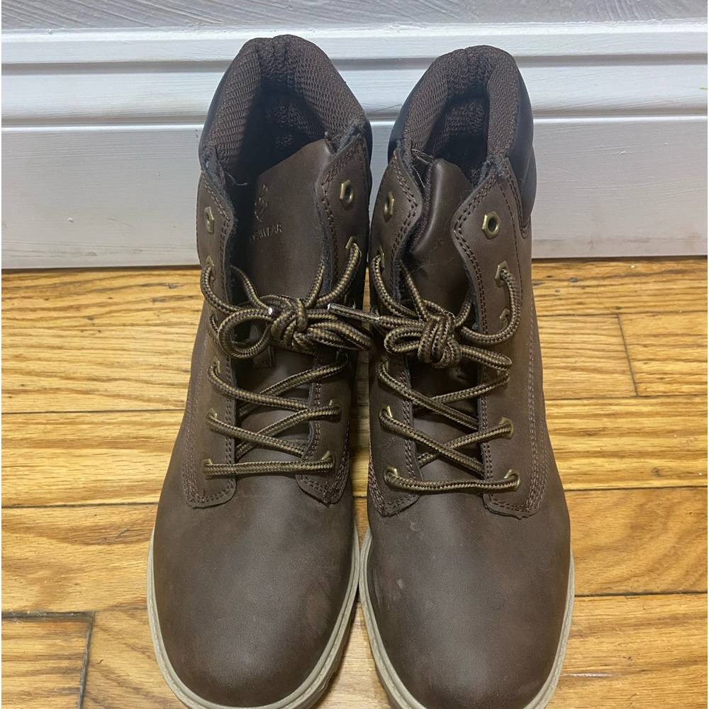 Leather size 6.5 boots